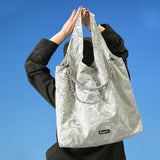 Simple and stylish large capacity tote bag